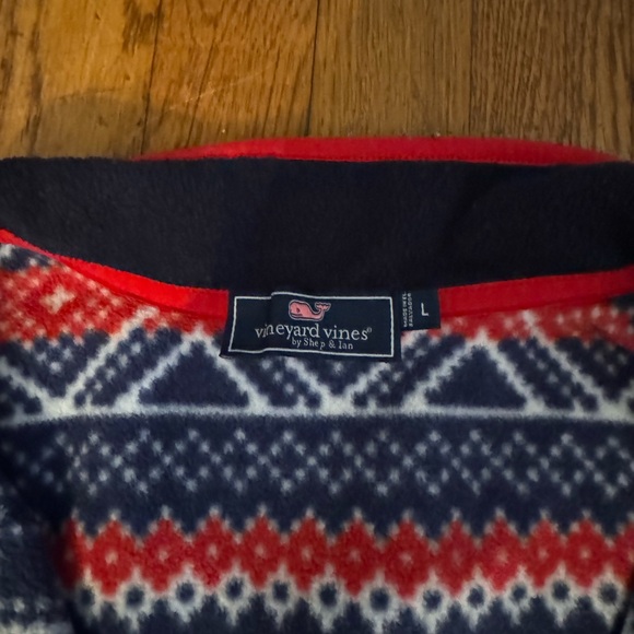 Vineyard vines holiday pullover - Picture 5 of 8